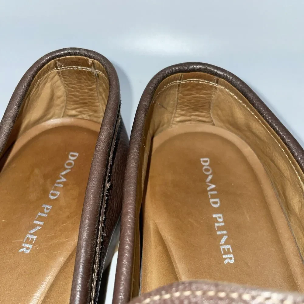 Donald Pliners Men's Brown Pebble Grain Penny loafers size 10‎